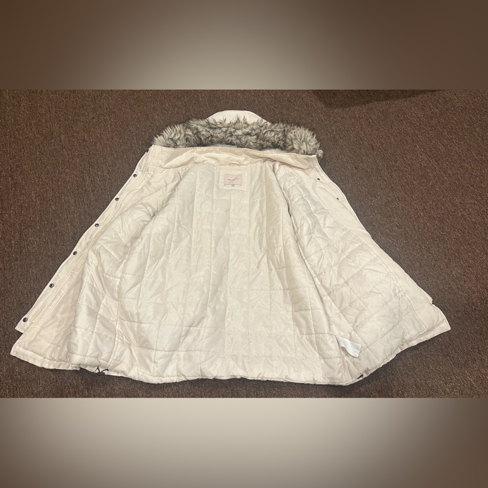 Carmakoma Ivory Puffer Coat with Faux Fur Trim - Picture 6 of 6